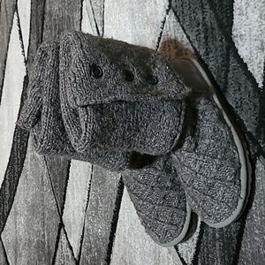 UGG CLASSIC TALL BUTTON KNIT SWEATER BOOTS PRICE FIRM